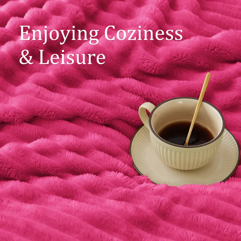 BEDELITE 300 GSM Fuzzy Fleece Throw Blanket - original photo 3