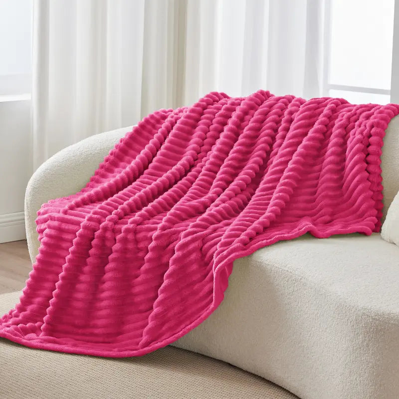 BEDELITE 300 GSM Fuzzy Fleece Throw Blanket - original photo 6